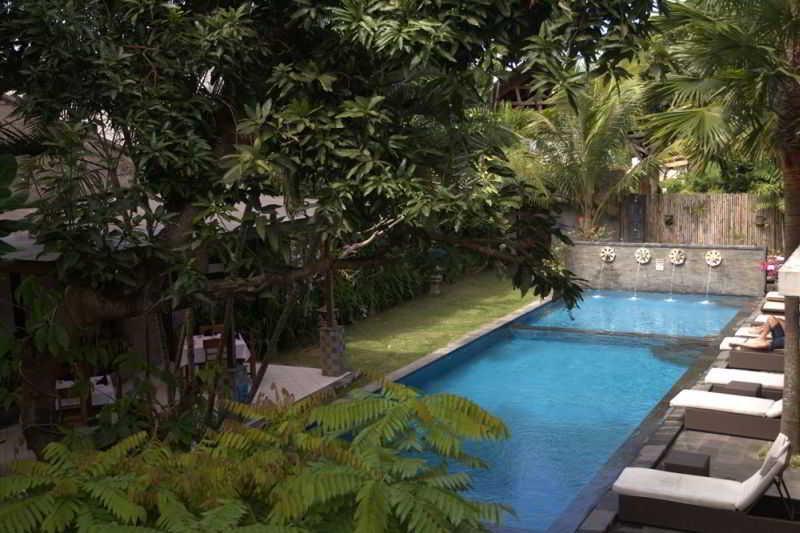 Puri Maharani Boutique Hotel Dempasar Exterior foto