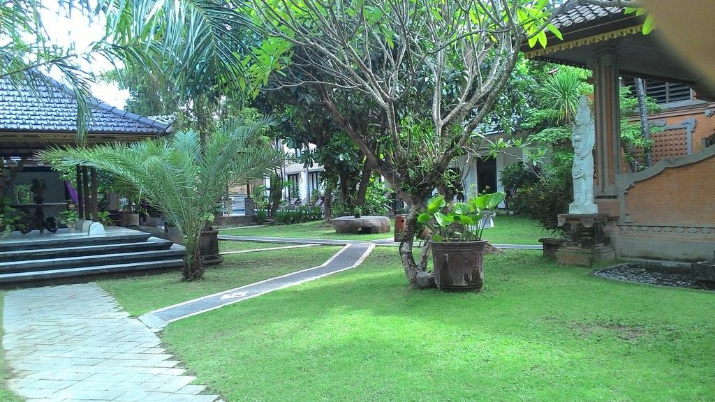 Puri Maharani Boutique Hotel Dempasar Exterior foto