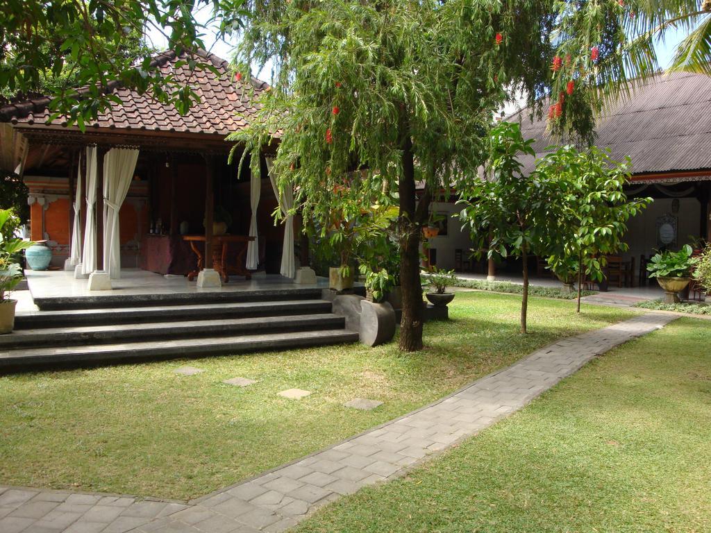 Puri Maharani Boutique Hotel Dempasar Exterior foto
